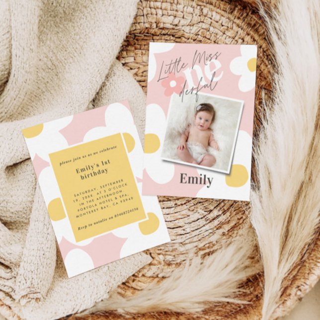 Daisy för första födelsedag: boho retro rosa gult inbjudningar (Skapare uppladdad)