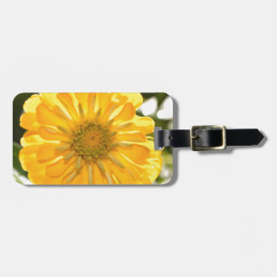 daisy för gult av gult-blommigt-gult bagagebricka