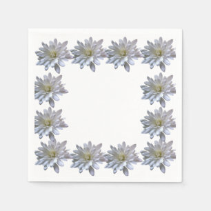 daisy för mjuka vita blommigtar i elegant pappersservett