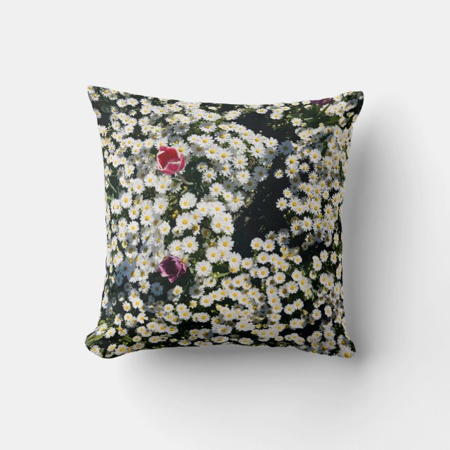Daisy Meadow Polyester Throw Pillow Kudde (Framsida)