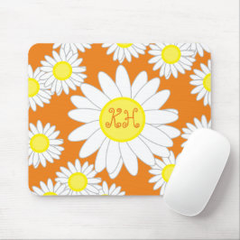 Daisy Monogram Orange Vit och Gult Musmatta