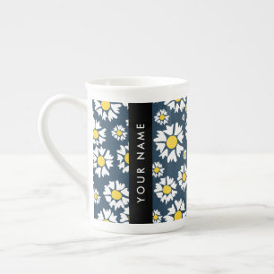 Daisy-mönster, Vita prästkragar, Ditt Namn Benporslin Mugg
