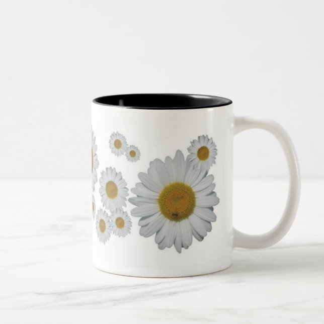 Daisy Mugg (Höger)