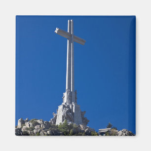 Dal av de fallna, monument magnet