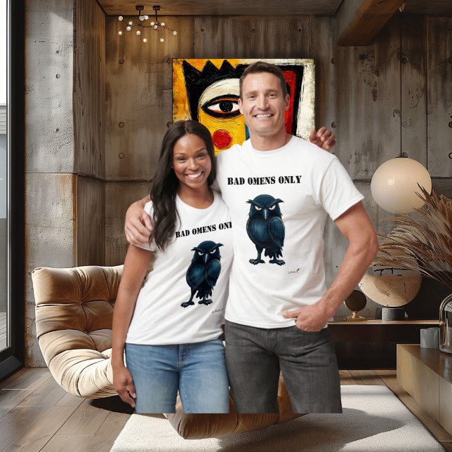 Dåliga omen bara rolig Raven T-shirt (Skapare uppladdad)
