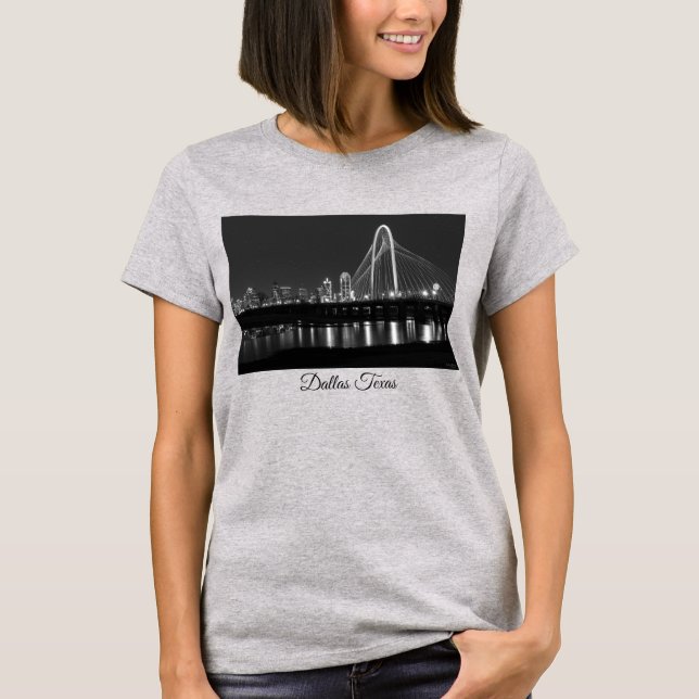 Dallas Bridge View Grayscale T-Shirt (Framsida)