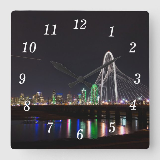 Dallas Skyline Hunt Wall Clock Fyrkantig Klocka (Framsida)