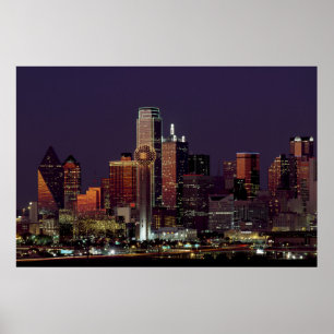Dallas Skyline på natten Poster