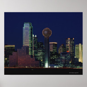 Dallas Skyline på natten Poster
