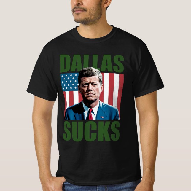 Dallas suger inte  t shirt (Framsida)