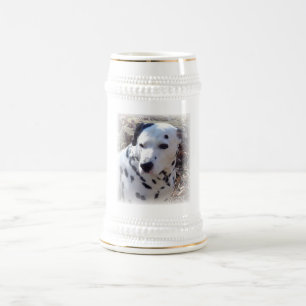 Dalmatianen avfyrar hundöl Stein Sejdel