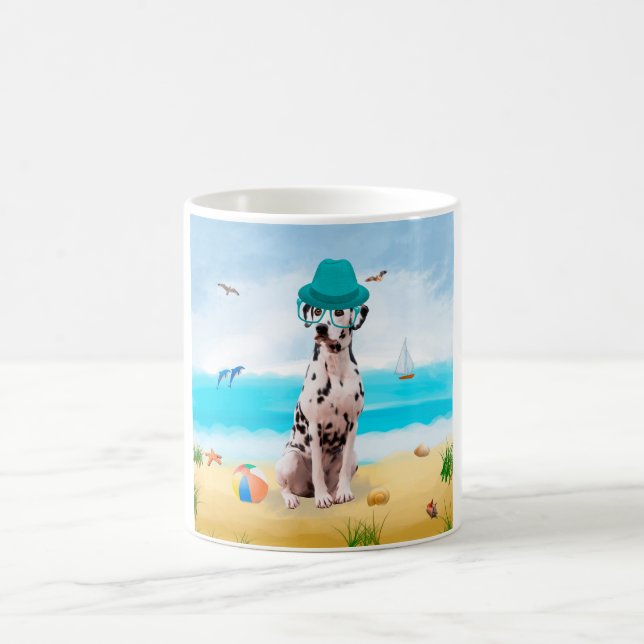 Dalmatinerhund på strand kaffemugg (Center)