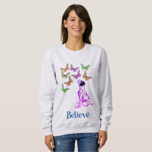 Dalmatisk valp och färgstarka fjärilar tror t shirt