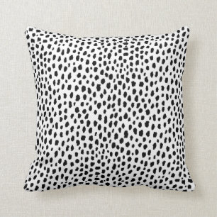 Dalmatiska fläckar (svarta/vita) kudde