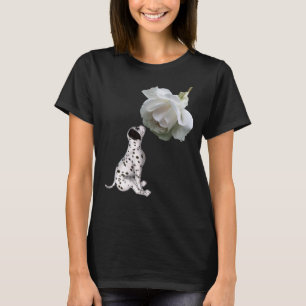 Dalmatiska hundvalpar och Vit ros-djur T Shirt