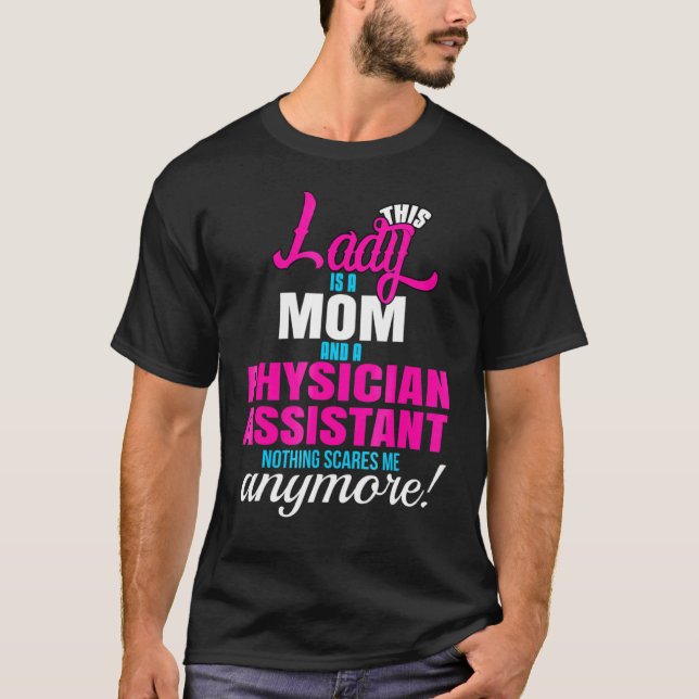 Dam är Mamma och läkarassistent. T Shirt (Framsida)