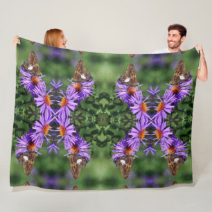 Dam-fjäril på Aster Flower-Abstrakten Fleecefilt