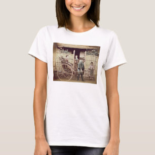 Dam i en rickshaw, c.1890-tal (färgadens foto) tee