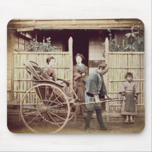 Dam i en rickshaw, c.1890s (det färgade fotoet) musmatta