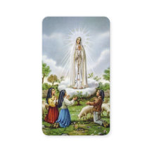 Dam i Fatima med "Fatima Prayer-kort"