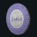 Dam Personlig Polka Dot Dartboard (Lavender) Darttavla<br><div class="desc">Vintage stil...  för dam.. Bakgrund med grått polka dots...  grått-mittcirkel med lavendelbokstäver...  vita accenter...  Underbar liten presentidé...  party-spel...  speciellt för gals...  Håll dig i spelrummet.. pub.. sovrum...  kontor...  hon spillde... </div>