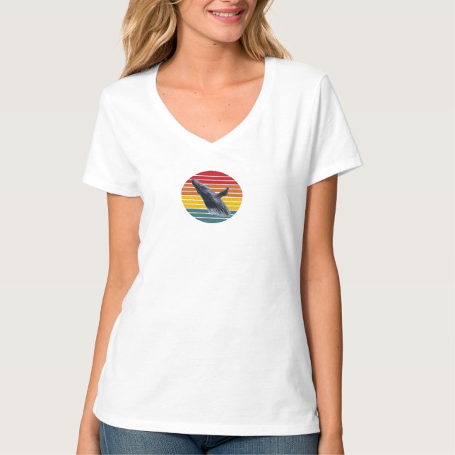Dam T-Shirt med V-ringning och puckelval (Framsida)
