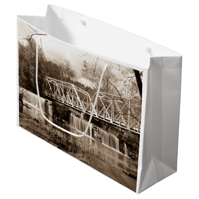 Dam vid Finley River Sepia (Framsidan Vinklad)