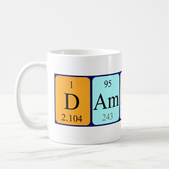 Damaris Periodisk bord namn mugg (Vänster)