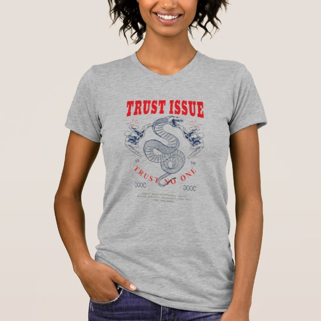 Damens "Trust Issue" Orm Grafisk T-Shirt (Framsida)
