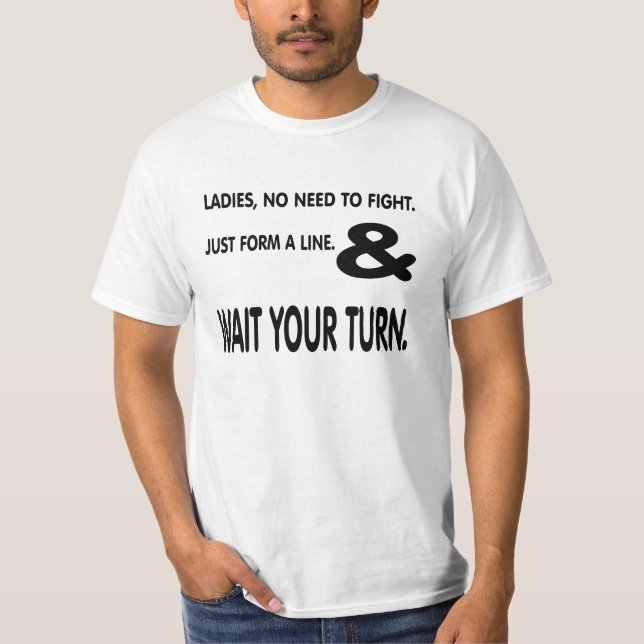 Damer bildar en fodra och väntar tee shirt (Framsida)