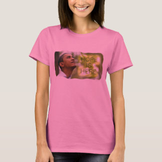 Damer mufde Long hopp är här Tee Shirt
