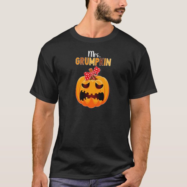 Damernas Mrs Grumpkin Grumpy Pumpkin Halloween Fam T Shirt (Framsida)