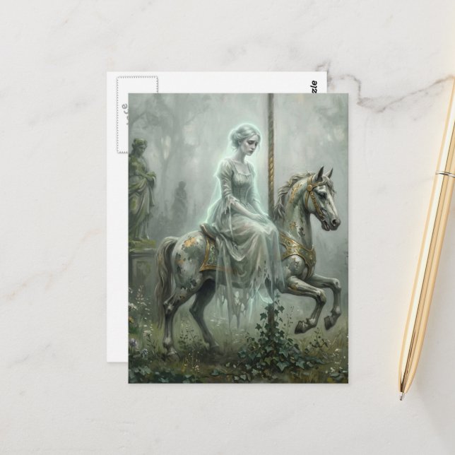 Damghost på övergiven karusellhäst i trädgården vykort (Fram/Back In Situ)