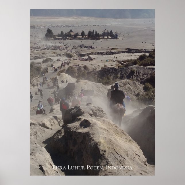 Damig väg till tempel Indonesien Resmål Poster (Framsidan)