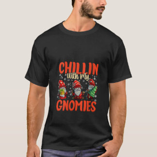 Damkulor Chillin With My Gnomies Dam Tre julgnomar T Shirt
