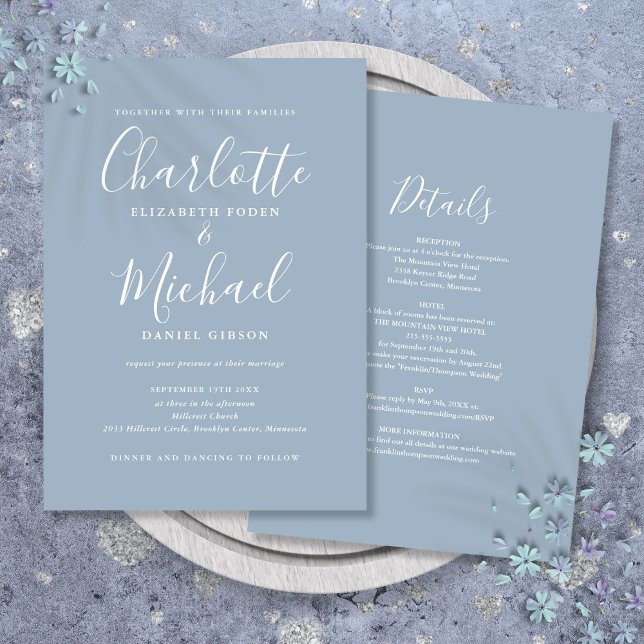Dammblå Enkel Allt-i-ett Chic Bröllopsscript Inbjudningar (Dusty Blue Simple All In One Chic Script Wedding Invitation)