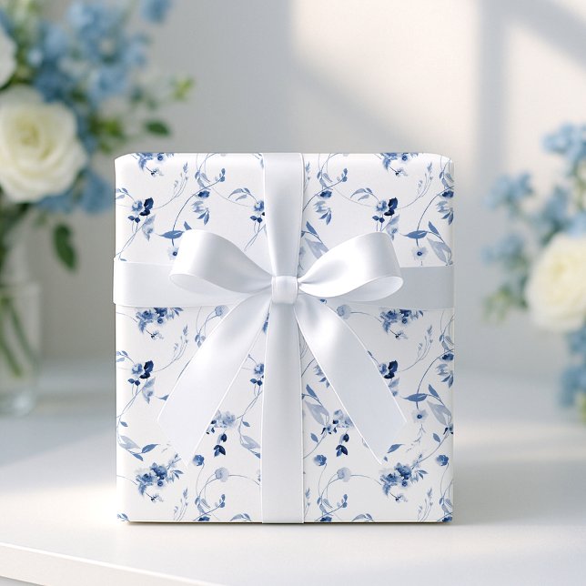 Dammblå fint konstnärligt blommigt bröllopspresent presentpapper (Skapare uppladdad)