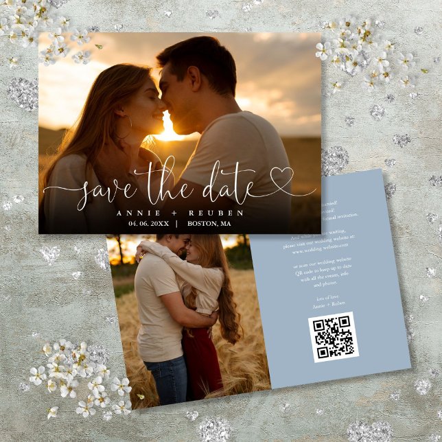 Dammblått hjärtskrift Foto Bröllops QR-kod Spara Datumet (Dusty Blue Heart Script Photo Wedding QR Code Save The Date)