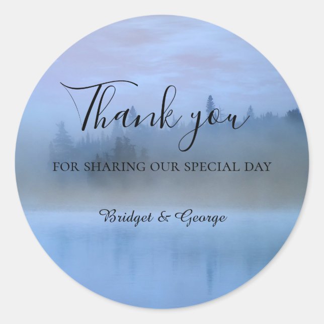 dammblått skogslandskap bröllop runt klistermärke (Framsida)