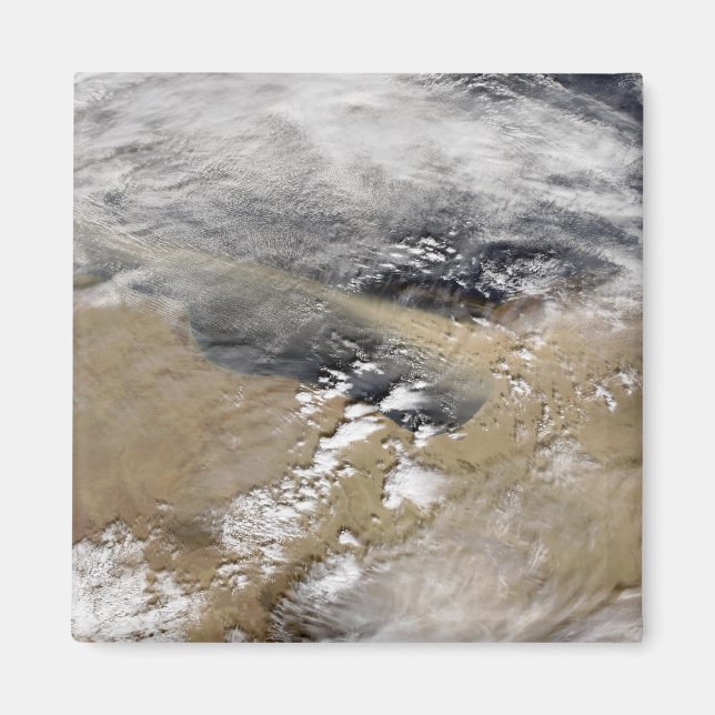 Dammen blåser utanför Libyens kusten Magnet (Framsidan)