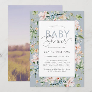 Dammig blå blomsterdocka för baby shower-inbjudan inbjudningar