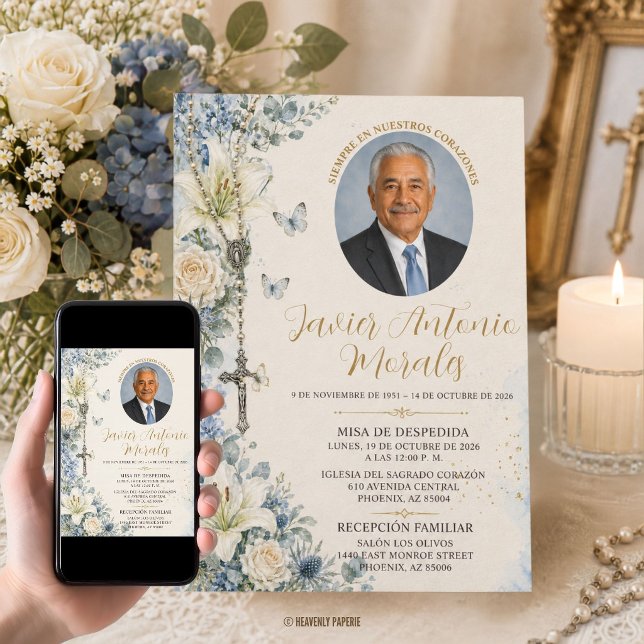 Dammig blå vit blomsterfoto katolsk begravning inbjudningar (Zazzle Dusty Blue White Floral Photo Catholic Funeral Invitation )