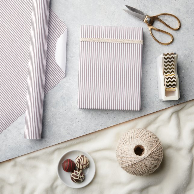 Dammig Mauve Tunt Randigt Presentpapper (Hantverk)