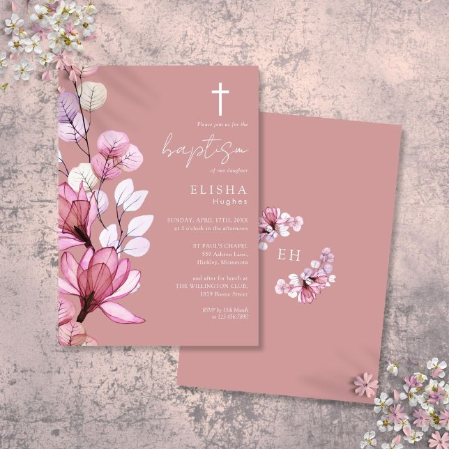 Dammig ros genomskinlig blomster monogram dop inbjudningar (Dusty Rose Transparent Floral Monogram Baptism Invitation)