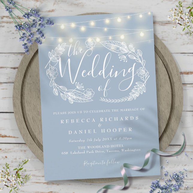 Dammiga blå strängljus Script Bröllop Inbjudningar (Dusty Blue String Lights Script Wedding Invitation)