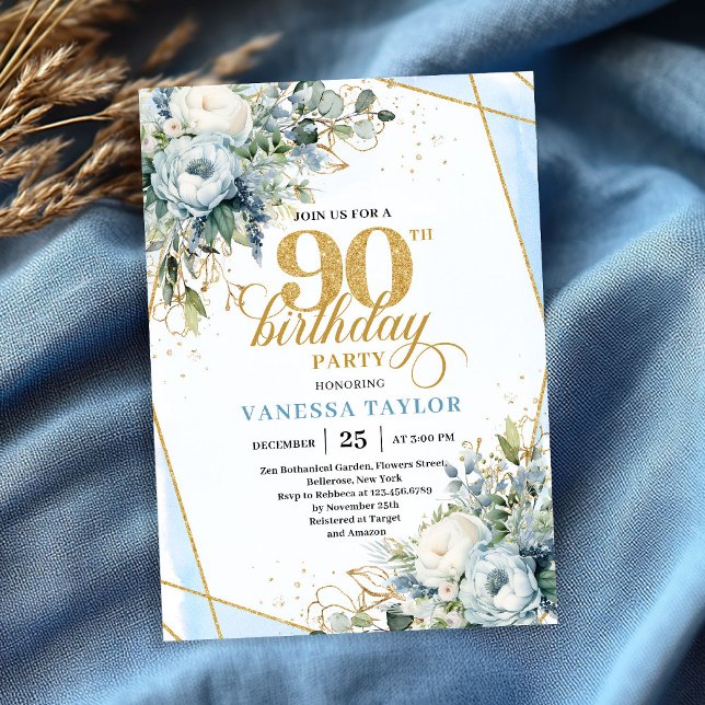 Dammigt blå guld eleganta blommor 90-års födelseda inbjudningar (Dusty blue gold elegant florals 90th birthday party card)
