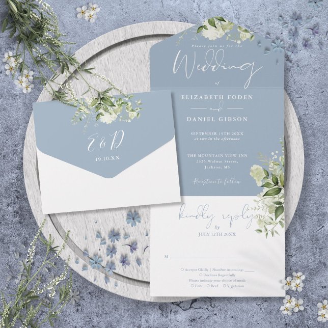 Dammigt Blått Botaniskt Grönt Monogram Bröllop (Dusty Blue Botanical Greenery Monogram Wedding All In One Invitation)