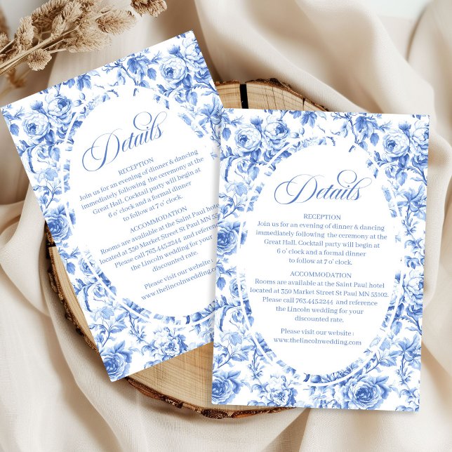 Dammt blå toile rosen bröllopsfirande detaljer tilläggskort (Dusty blue toile roses wedding celebration details card

)