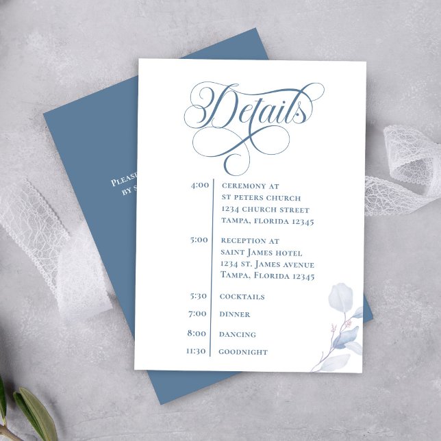 Dammtorblue kalligrafi QR-kod Bröllopsinsats Tilläggskort (Elegant dusty blue wedding details card with QR code and calligraphy timeline design)
