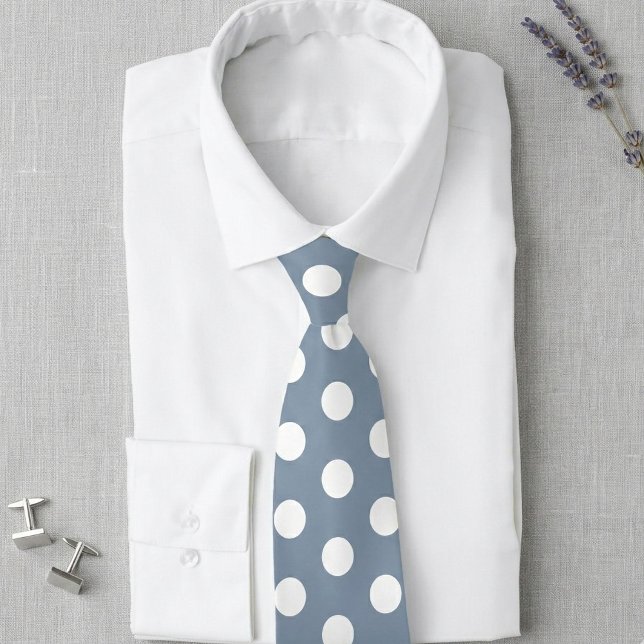Dammtorpsblå och vit prickig bröllopsslips slips (Dusty blue tie with white polka dots for your wedding.)